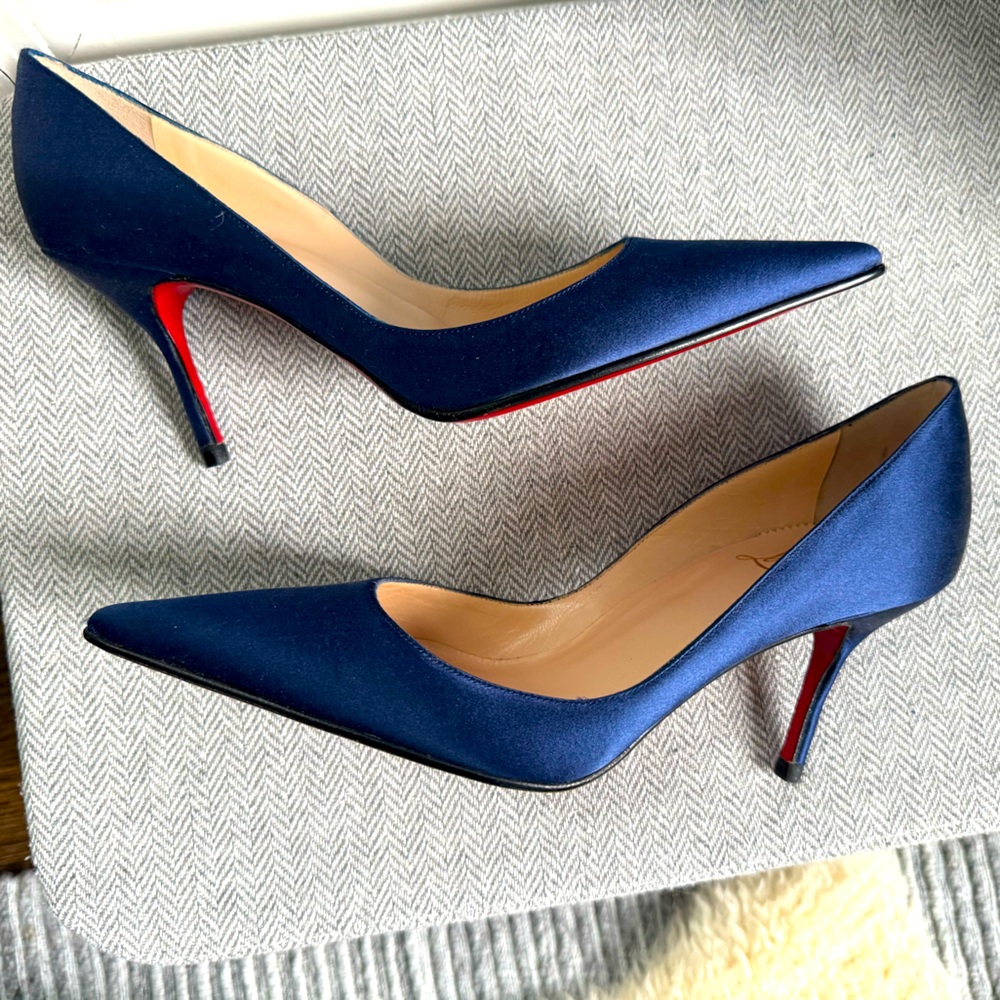 Christian Louboutin Decoltissimo Satin Navy Pumps